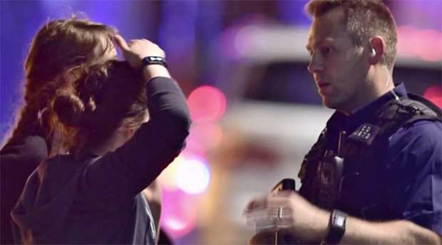 Single Policeman Armed With Just a Baton Who Fought London Bridge Attackers Hailed as Hero