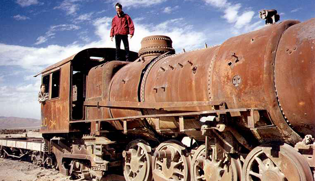 Bolivia's train cemetery