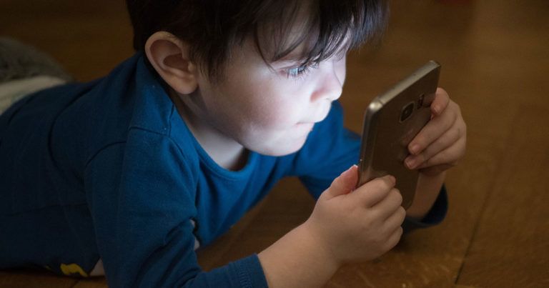 how to get rid of screen addiction for kids