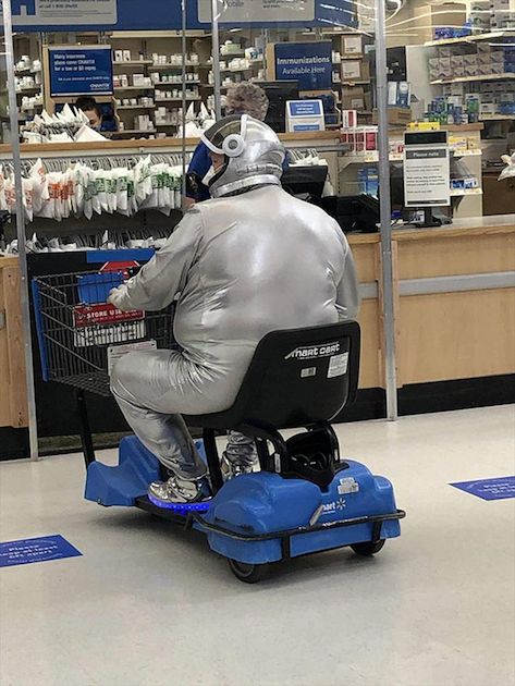 Funny Walmart Shoppers: Pictures Capture Weirdest Customers