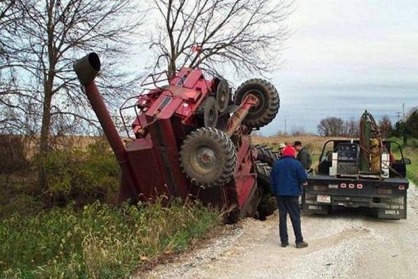 Hilarious Tractor Fails That Were Captured On Camera 