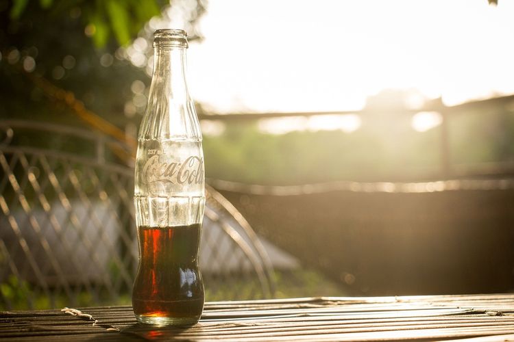 Use Cola as a Pesticide