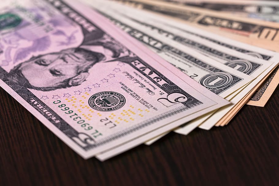 5 Essential Steps to Keep Your Finances on Track