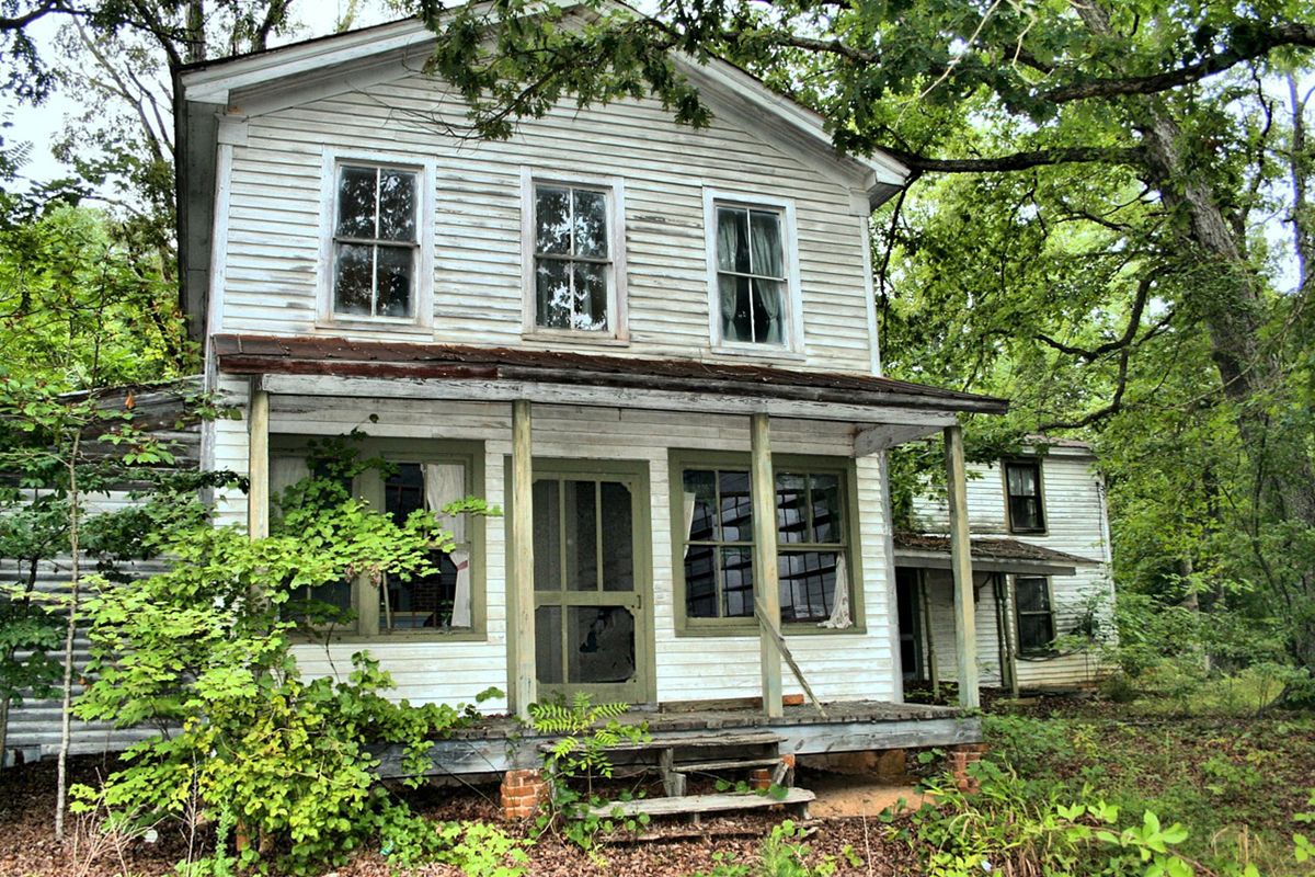 Unsold Abandoned Houses Are Almost Being Given To Anyone