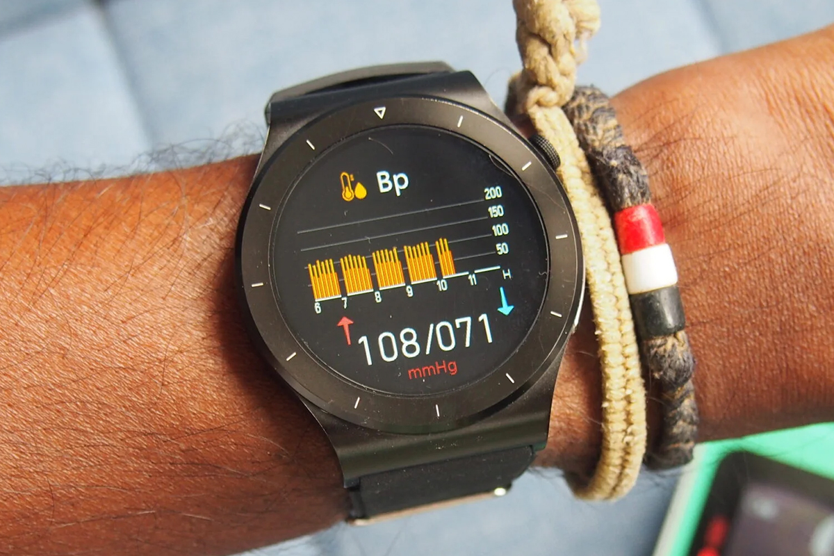 Harnessing Technology: The Glucose Monitoring Smartwatch Revolution