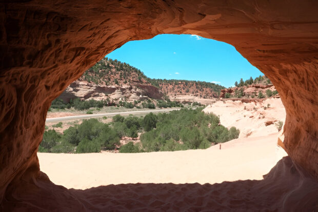 kanab utah rock sand caves